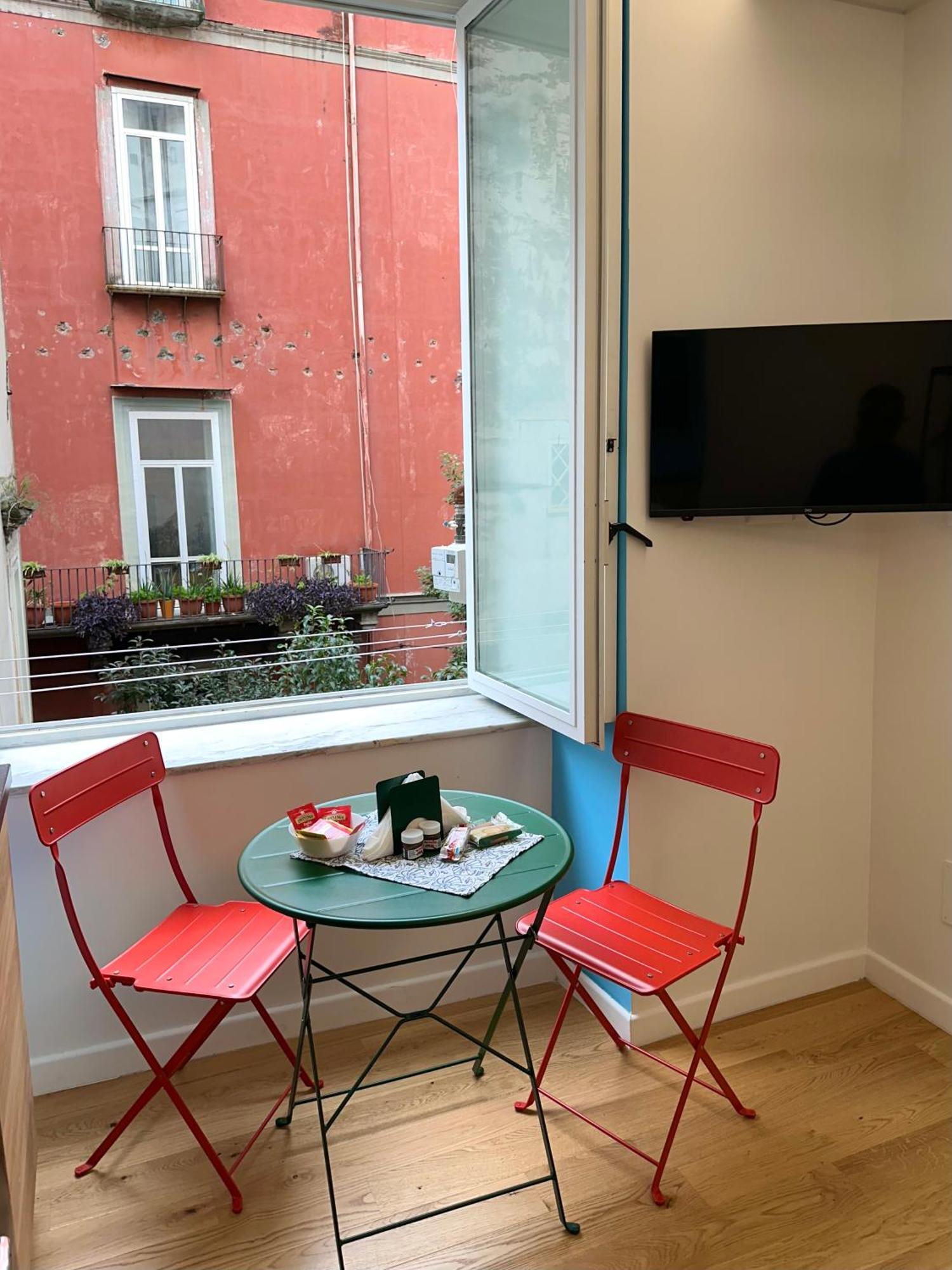 Santa Maria Maggiore Suite 那不勒斯 外观 照片
